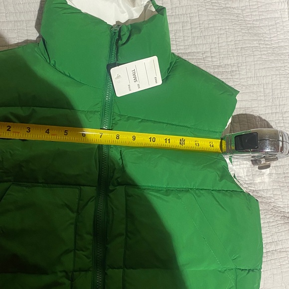 Green reversible Puffer Zip vest Blazer clearance New year sale - Picture 6 of 6
